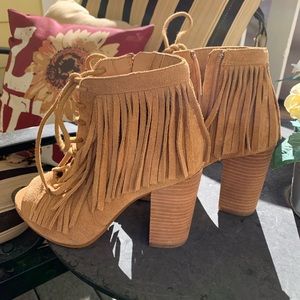 Fringe bootie